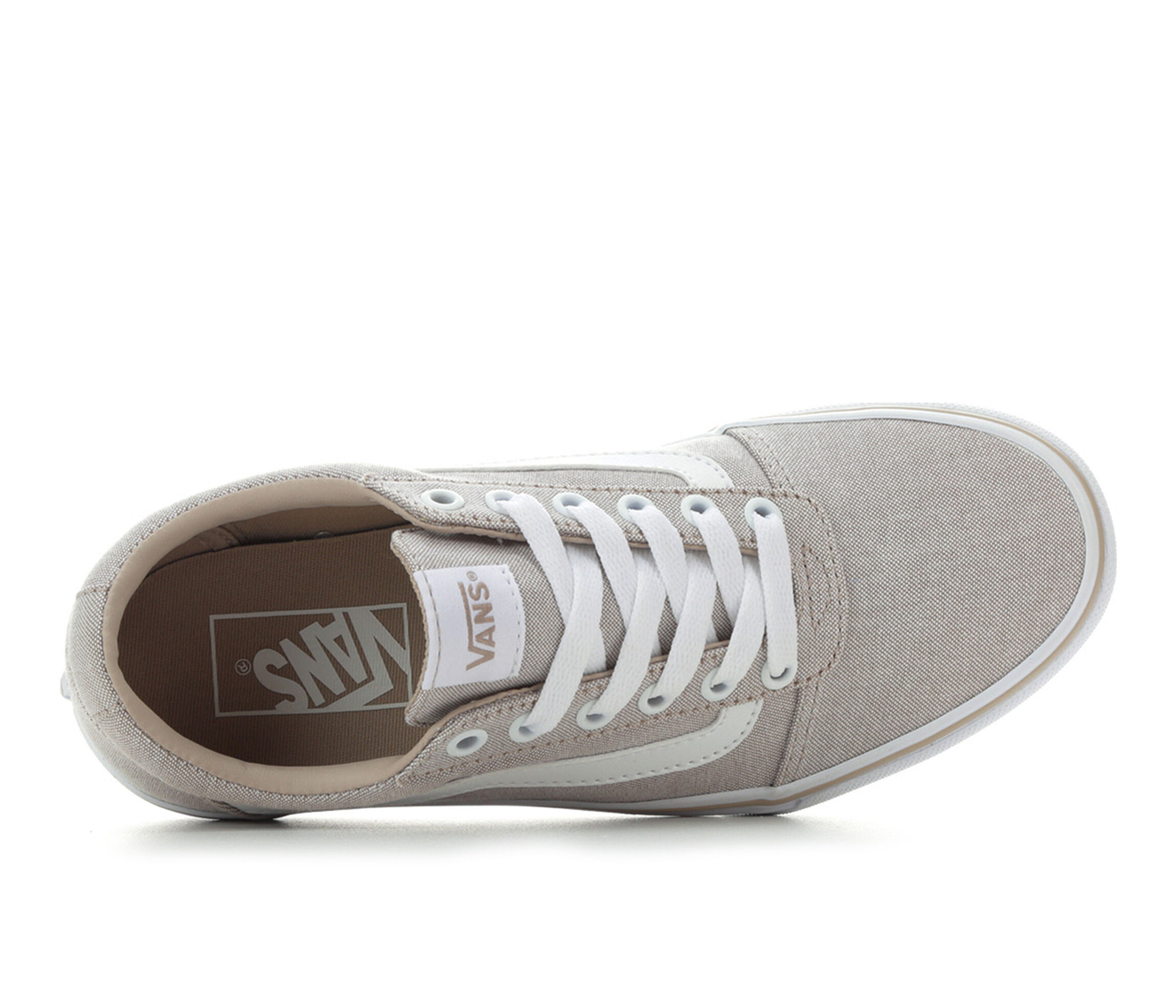 do they sell vans at shoe carnival