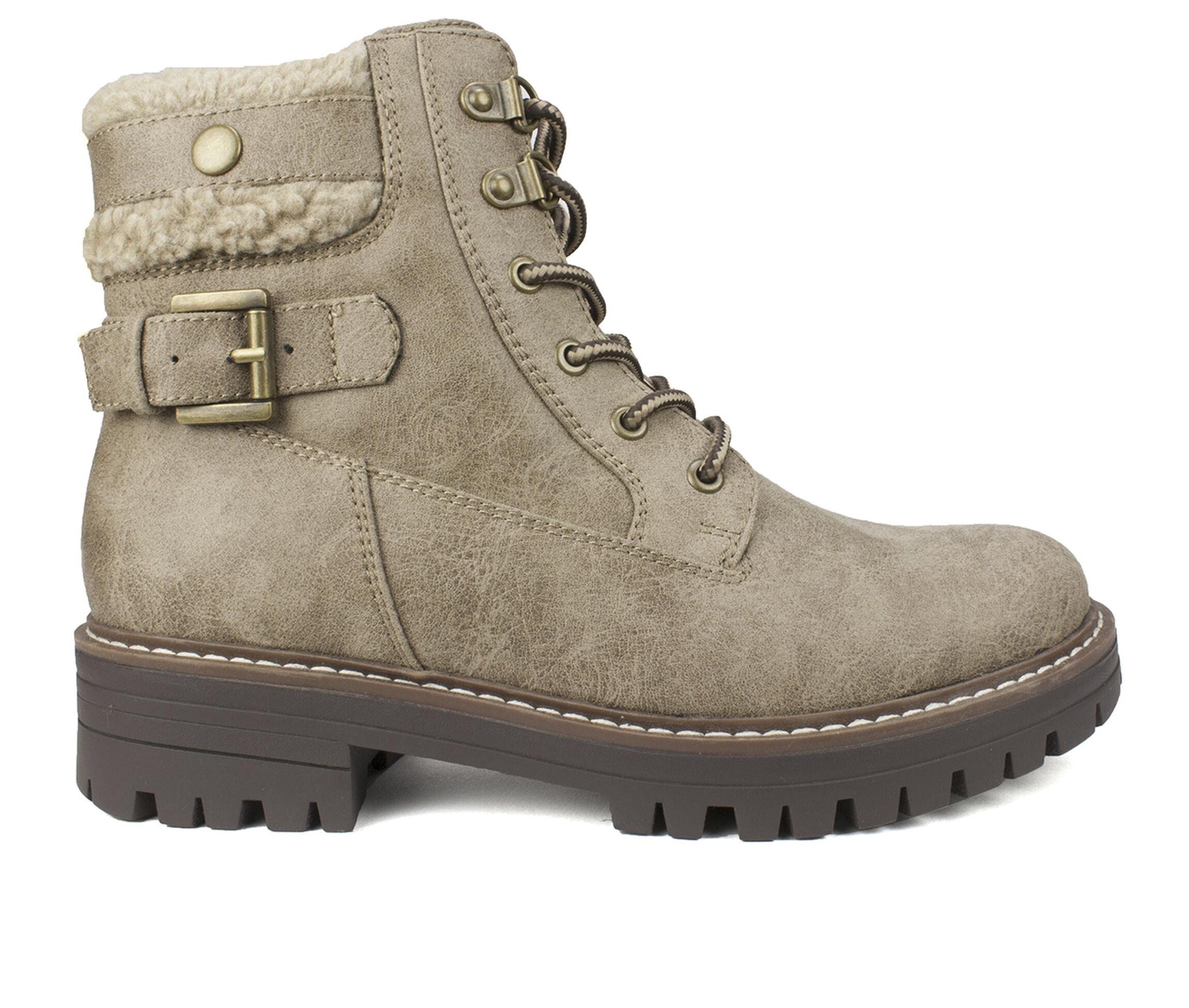 cliffs by white mountain meldon