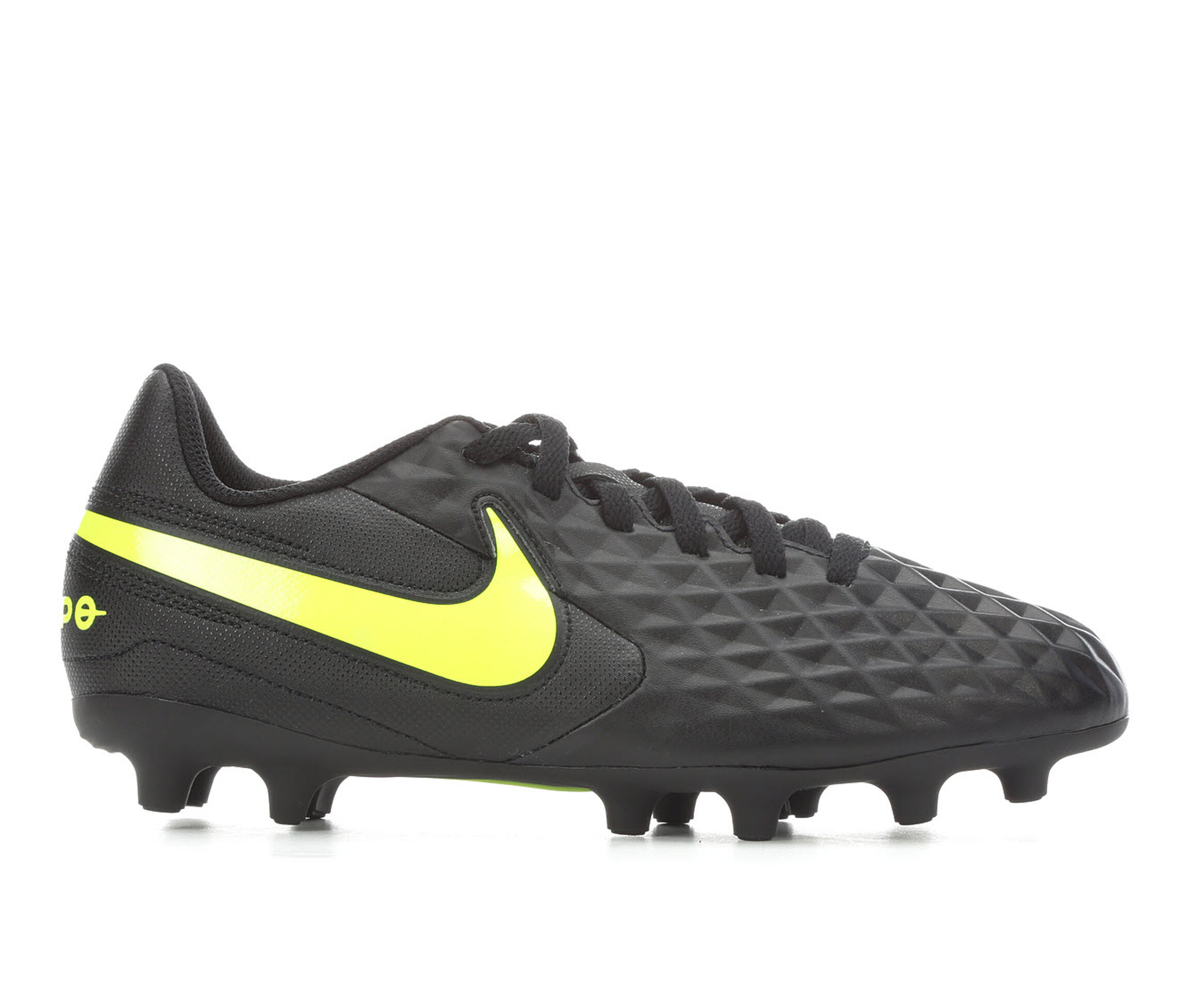 shoe carnival cleats