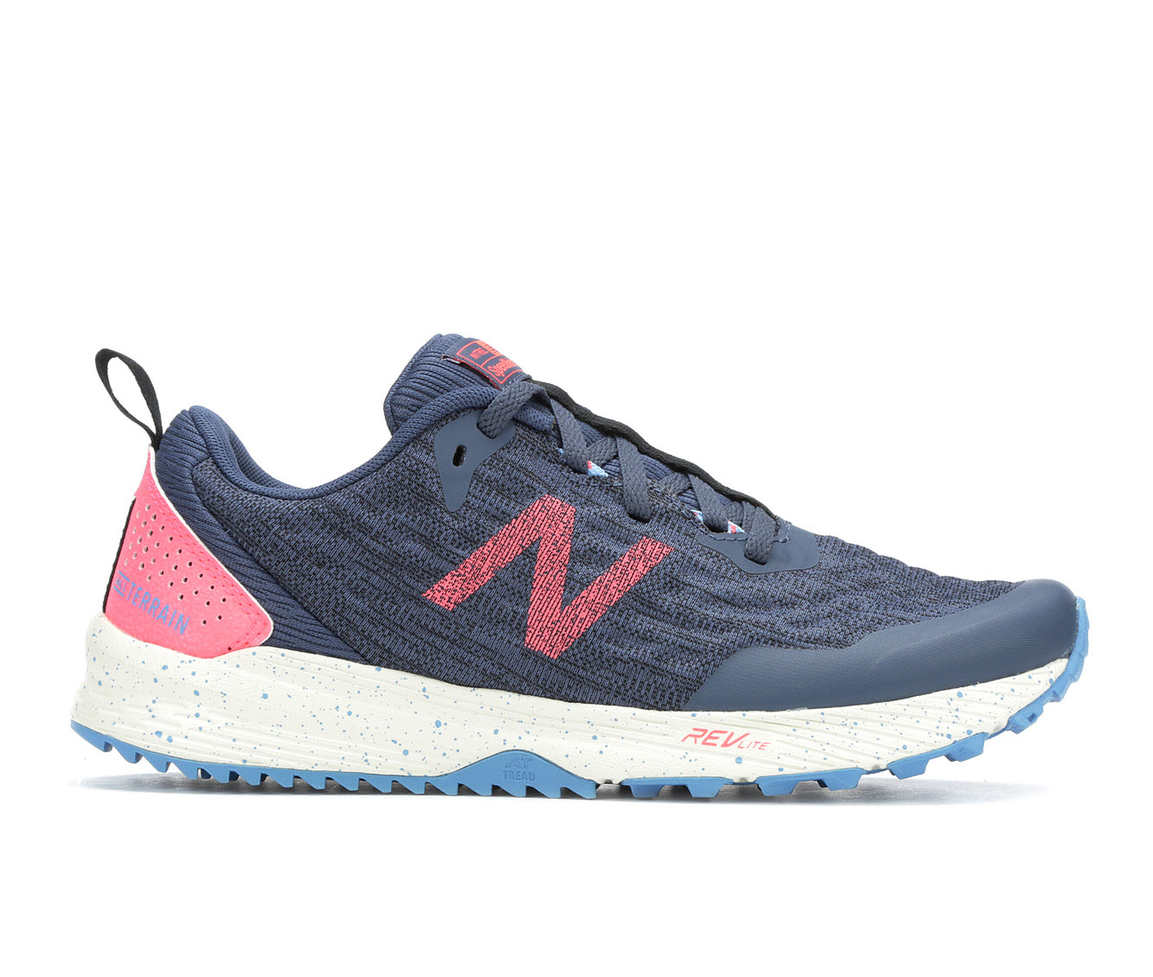 shoe carnival new balance