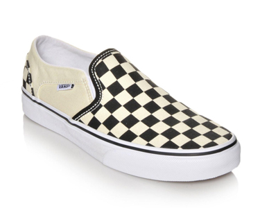 white vans shoe carnival